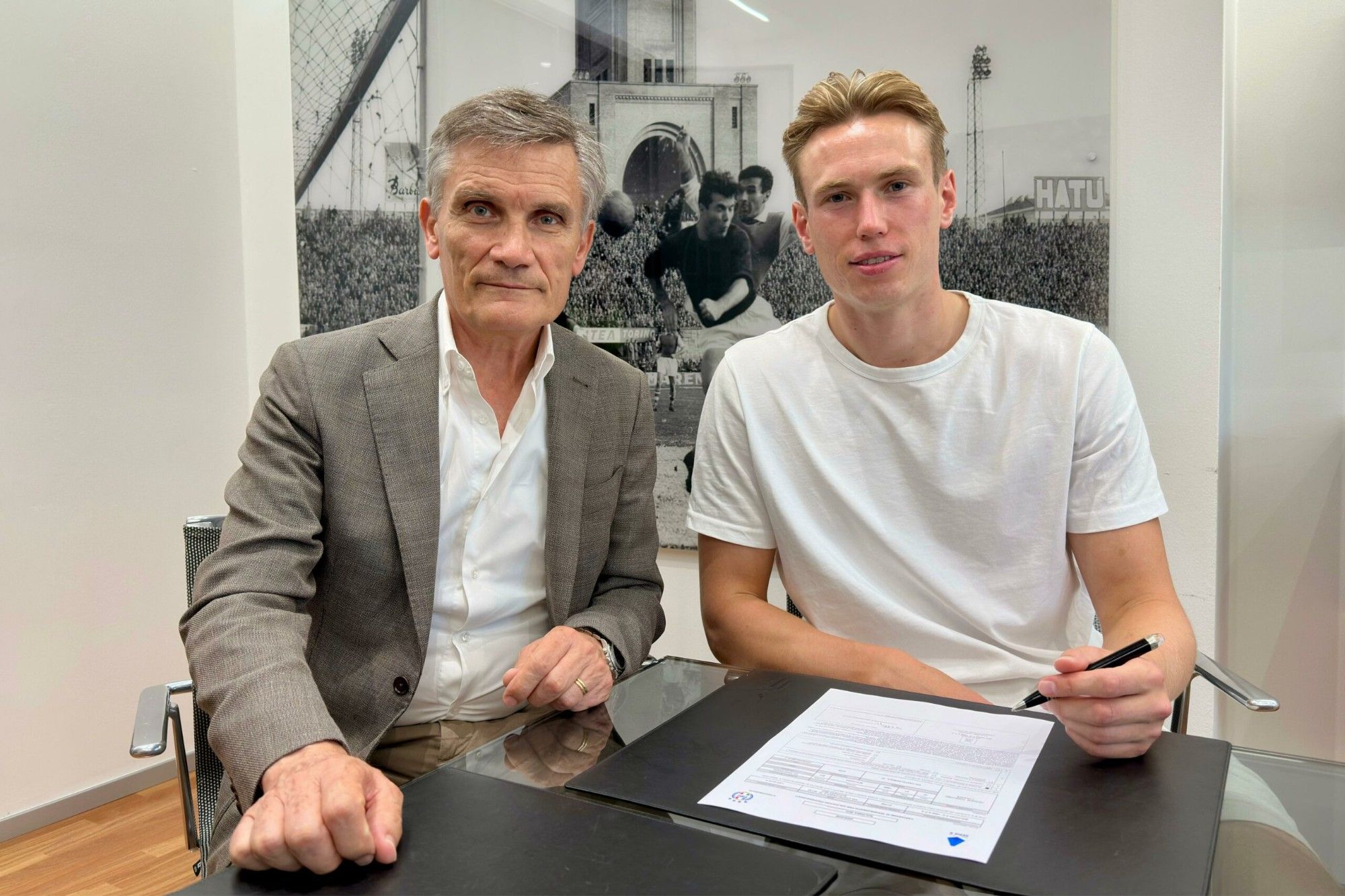 Baccarat Gaming-官方：博洛尼亚签下西布罗姆维奇后卫赫格姆