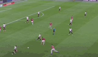 百家乐规则-【意甲】米兰闪电战4比0威尼斯！丰塞卡时代迎来首胜